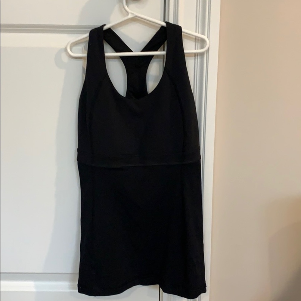 Black lululemon tank top